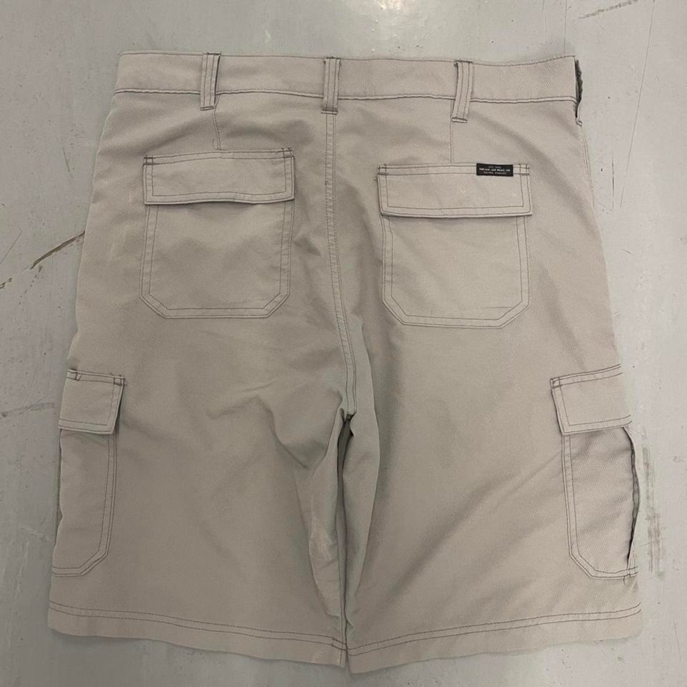 Lee lightweight‎ cargo shorts - Picture 2 of 8